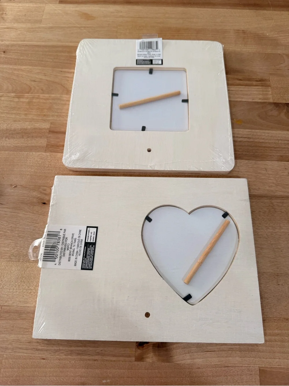 Craft Set of 2 White Wooden Photo Frames - Square & Heart Set